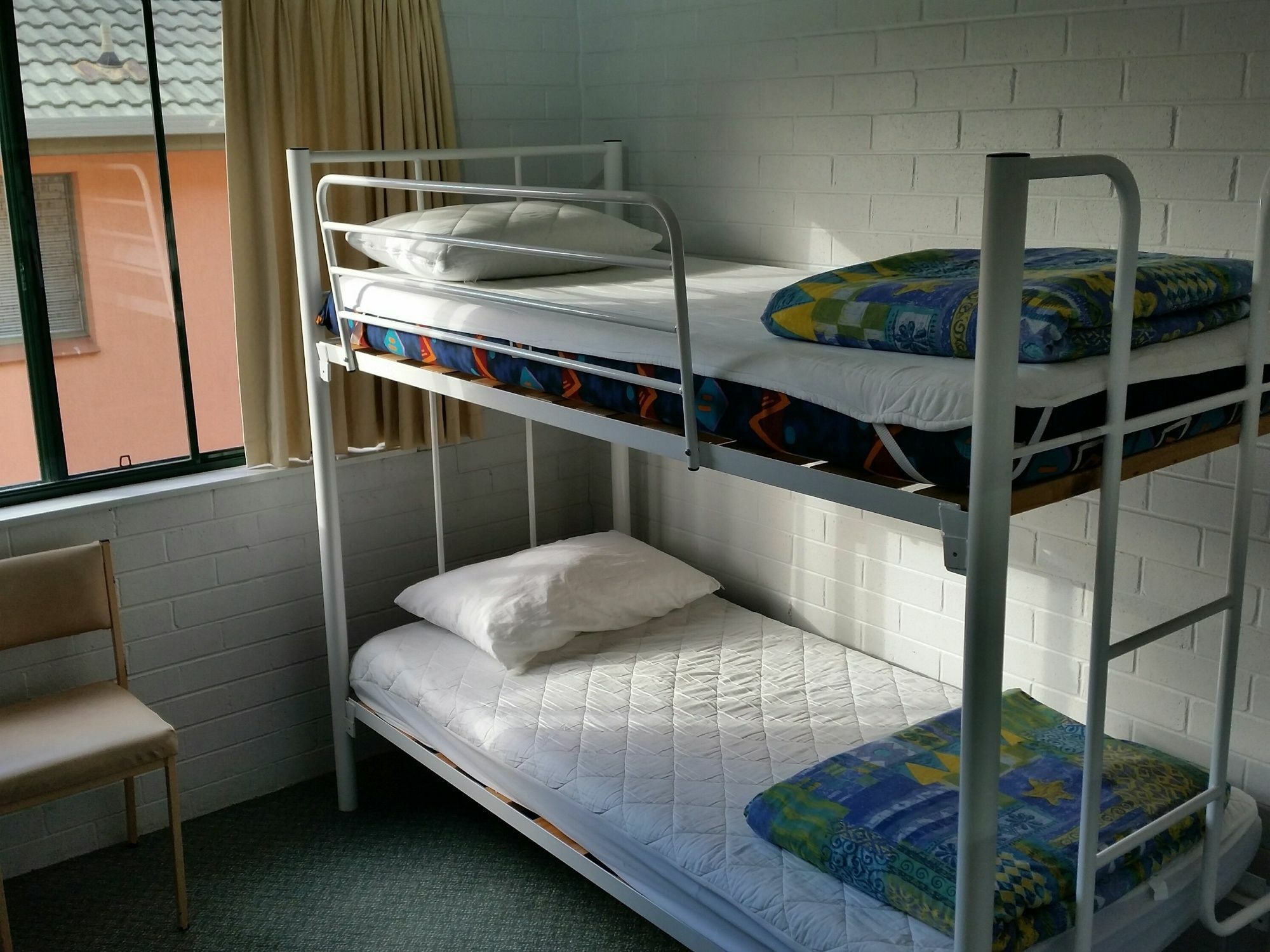 Wandarrah Lodge Hostel Merimbula Bagian luar foto